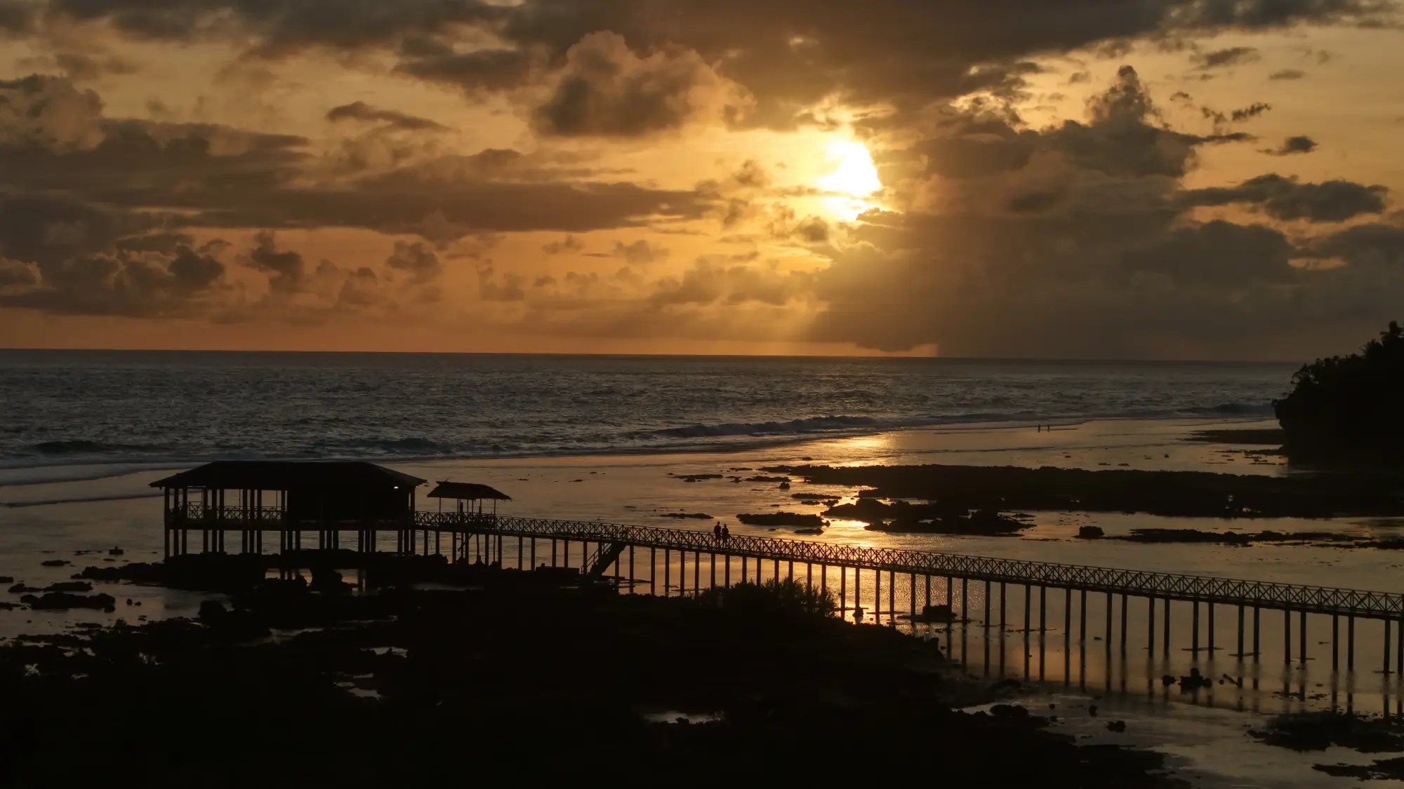 Golden Hour am Steg